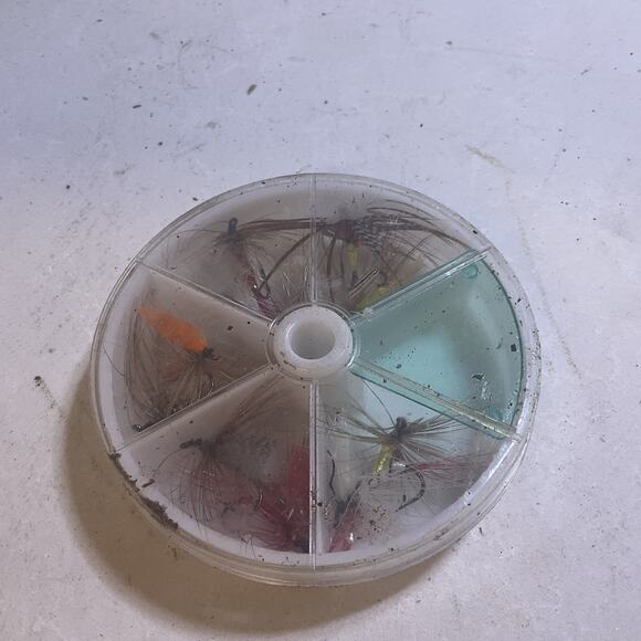 VTG HUGE Branded Fish Tackle Lot Lures Rampala NOS Hooks, Weights Leaders Flies - Picture 8 of 16